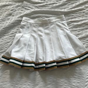 REAL cheerleading skirt, Perfect for halloween or parties!